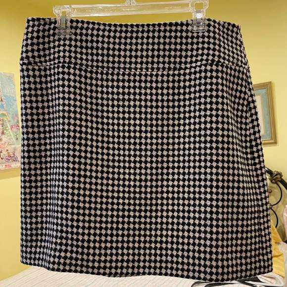 Talbots Tweed Diamond Houndstooth Skirt NWT Size 14p - Picture 1 of 7